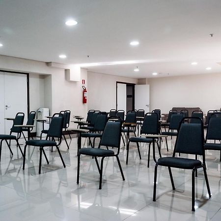 Master Express Moinhos De Vento Hotel Porto Alegre Buitenkant foto
