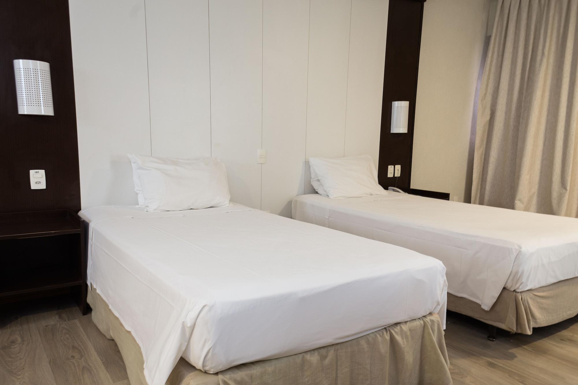 Master Express Moinhos De Vento Hotel Porto Alegre Buitenkant foto