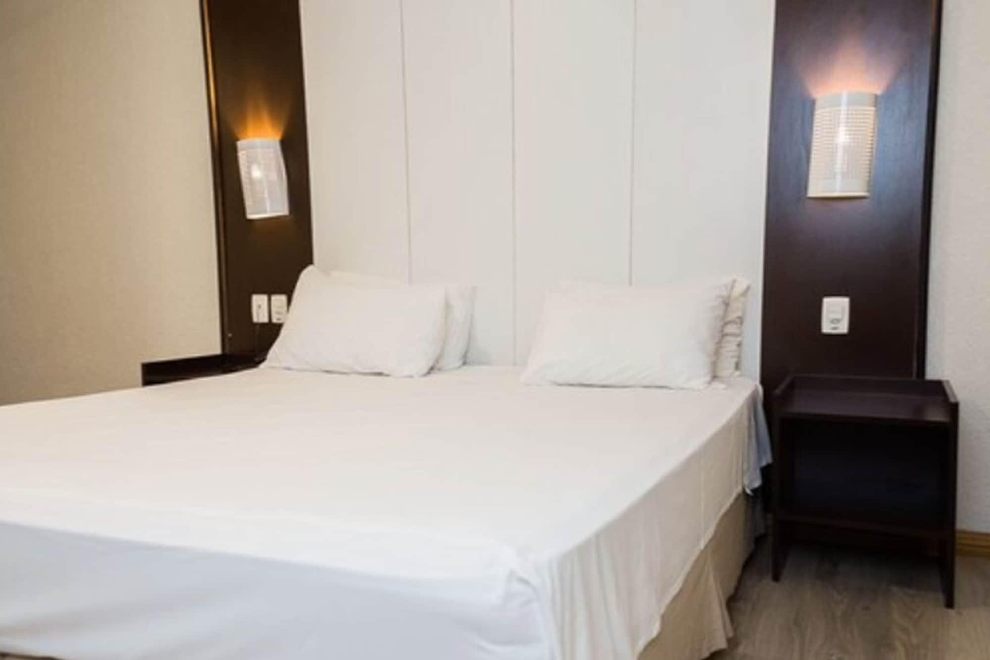 Master Express Moinhos De Vento Hotel Porto Alegre Buitenkant foto