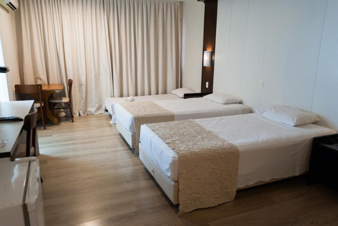 Master Express Moinhos De Vento Hotel Porto Alegre Buitenkant foto