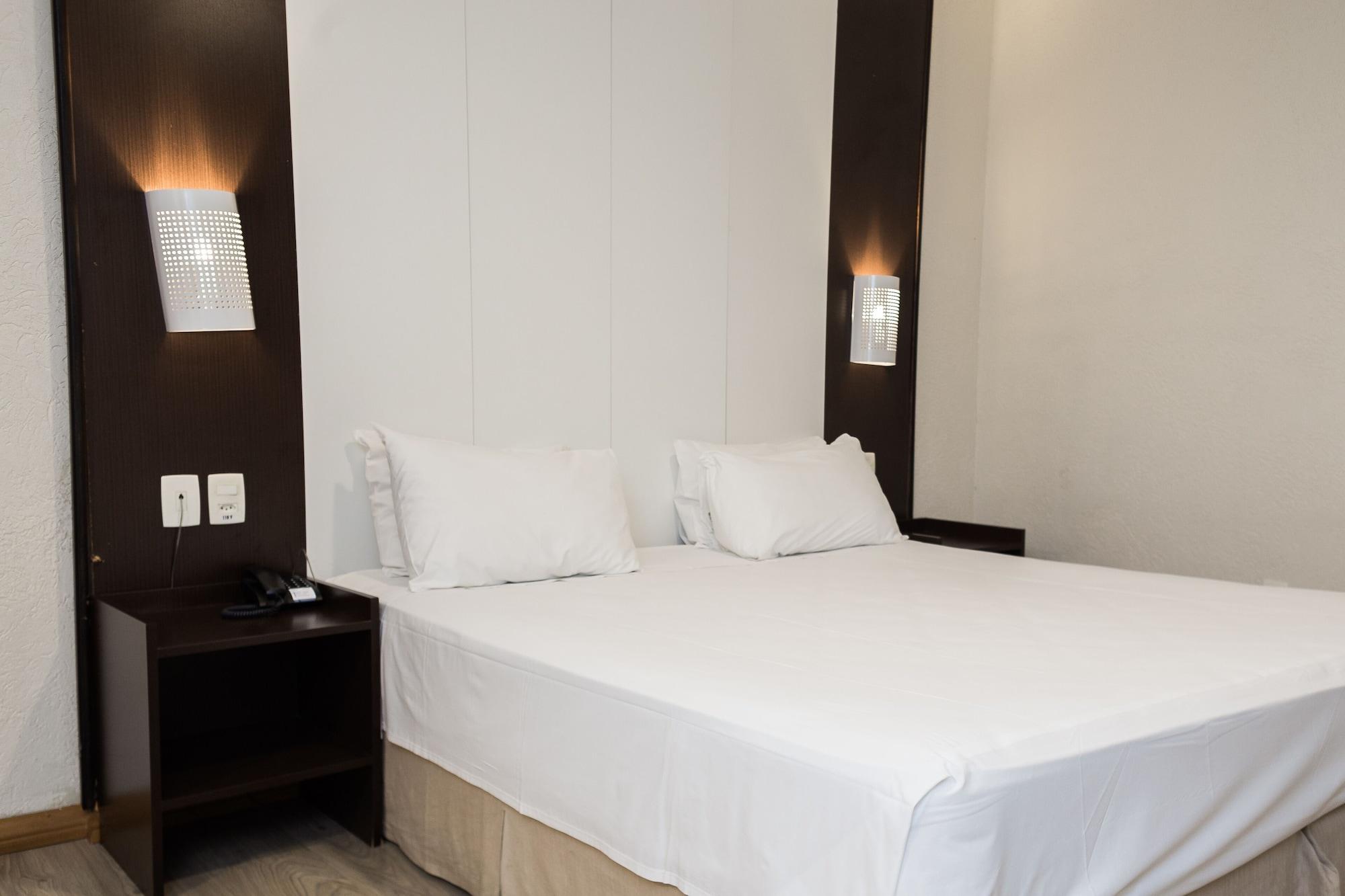 Master Express Moinhos De Vento Hotel Porto Alegre Buitenkant foto